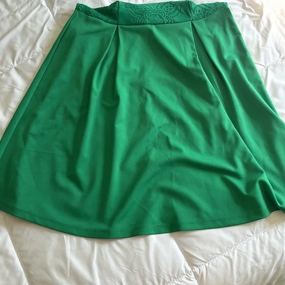 NWT Francesca’s green A line dress - Picture 3 of 7